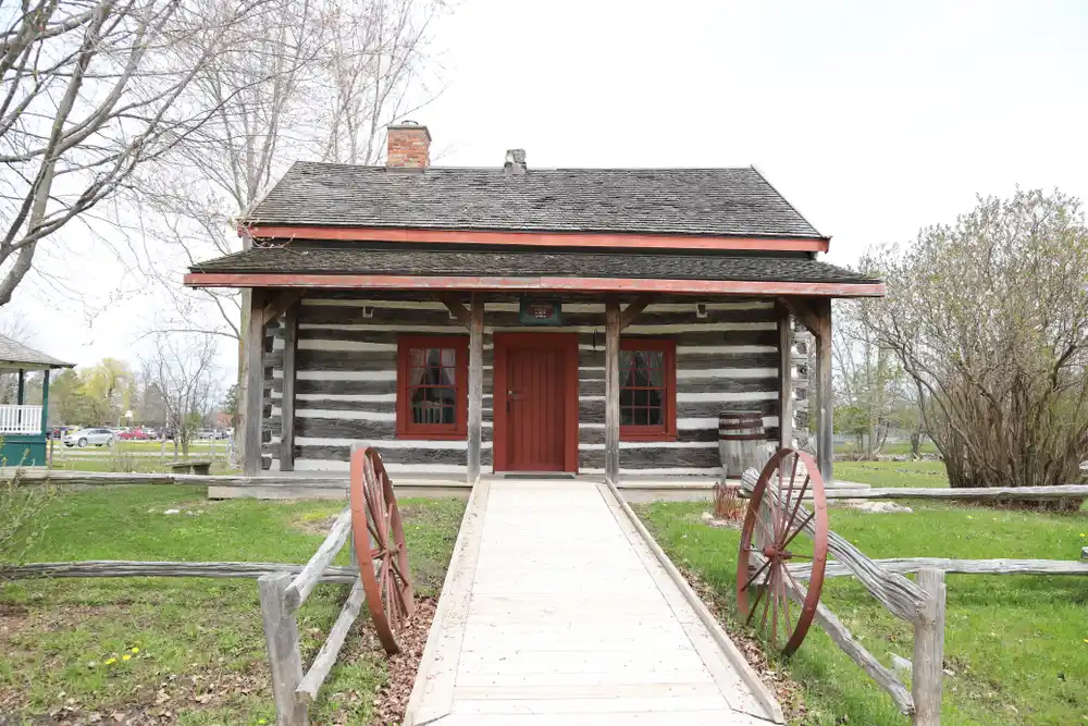 Georgina Pioneer Village And Military Museum