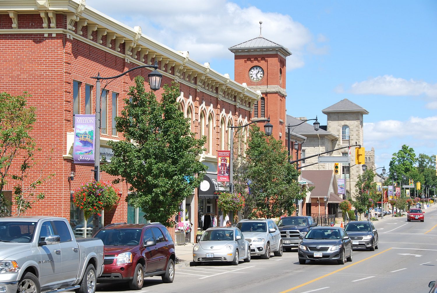 Milton Bia1