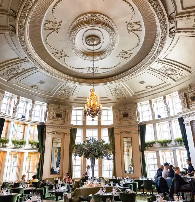 A Vibrant Culinary Scene